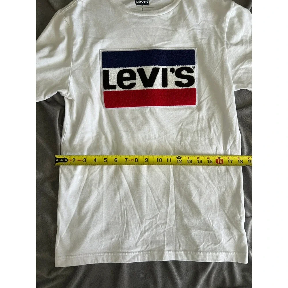 Levis‎ Mens Graphic T-Shirt Chenille Patch Logo Red White Blue Small NWOT USA